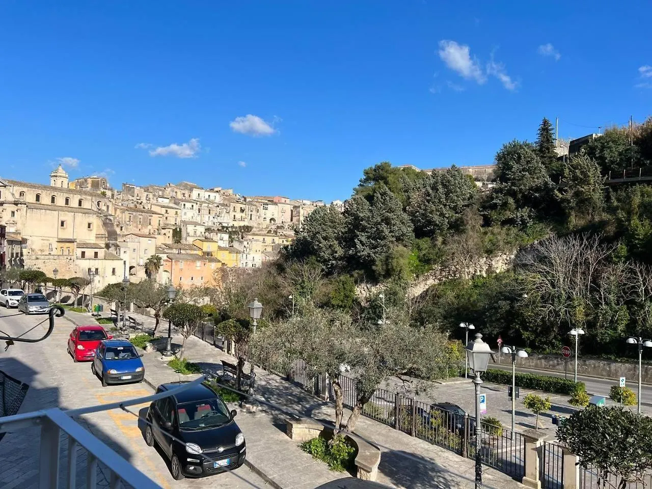 Val Di Noto - Dimora Barocca Apartman Ragusa
